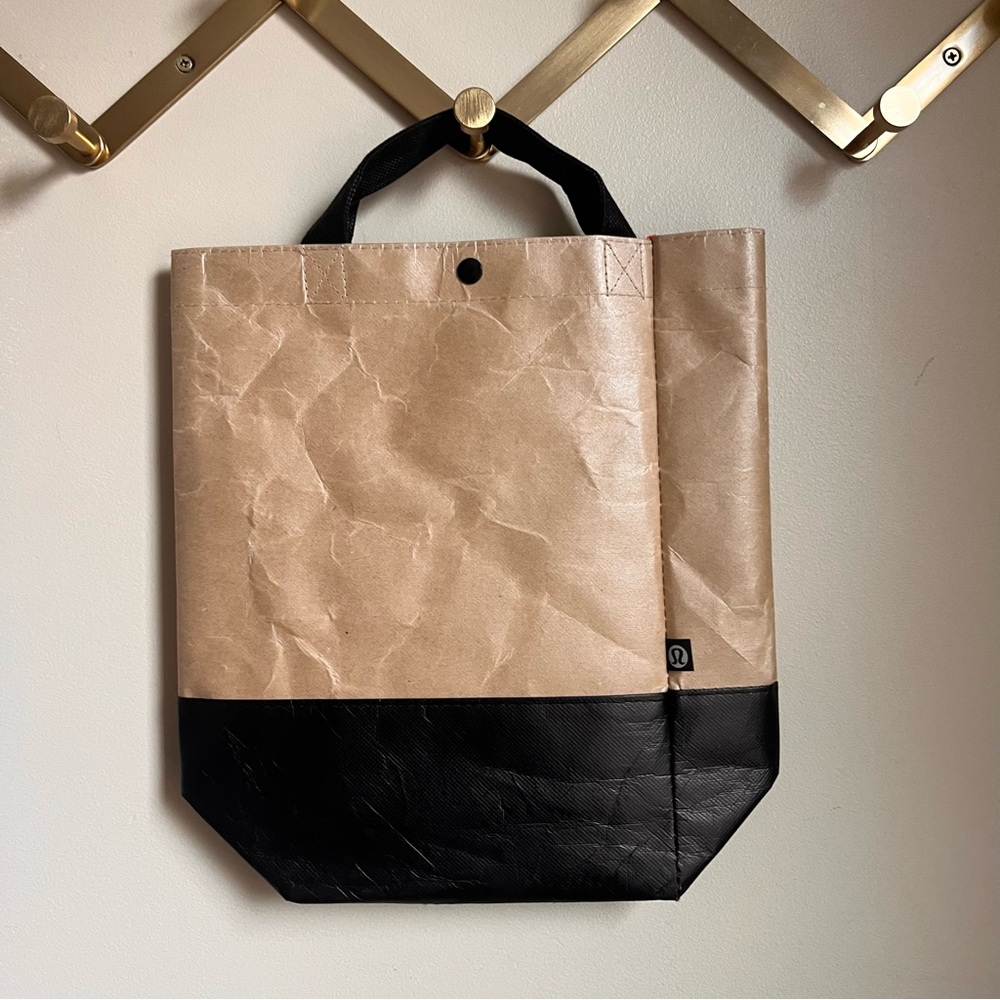 Lululemon RARE Small Brown shopping bag